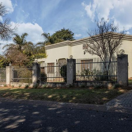 Ramandire B&B Witbank Bagian luar foto