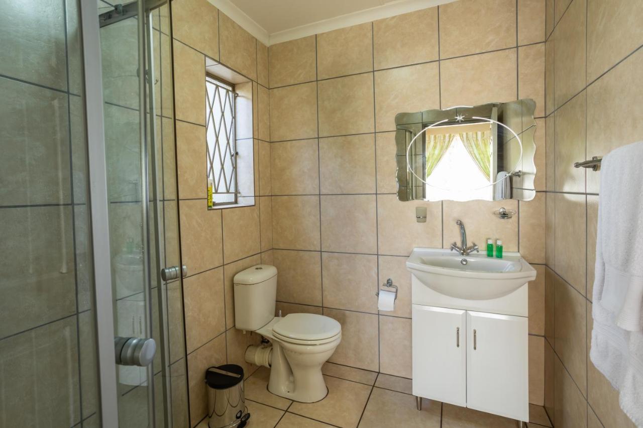 Ramandire B&B Witbank Bagian luar foto