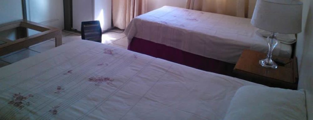 Ramandire B&B Witbank Bagian luar foto